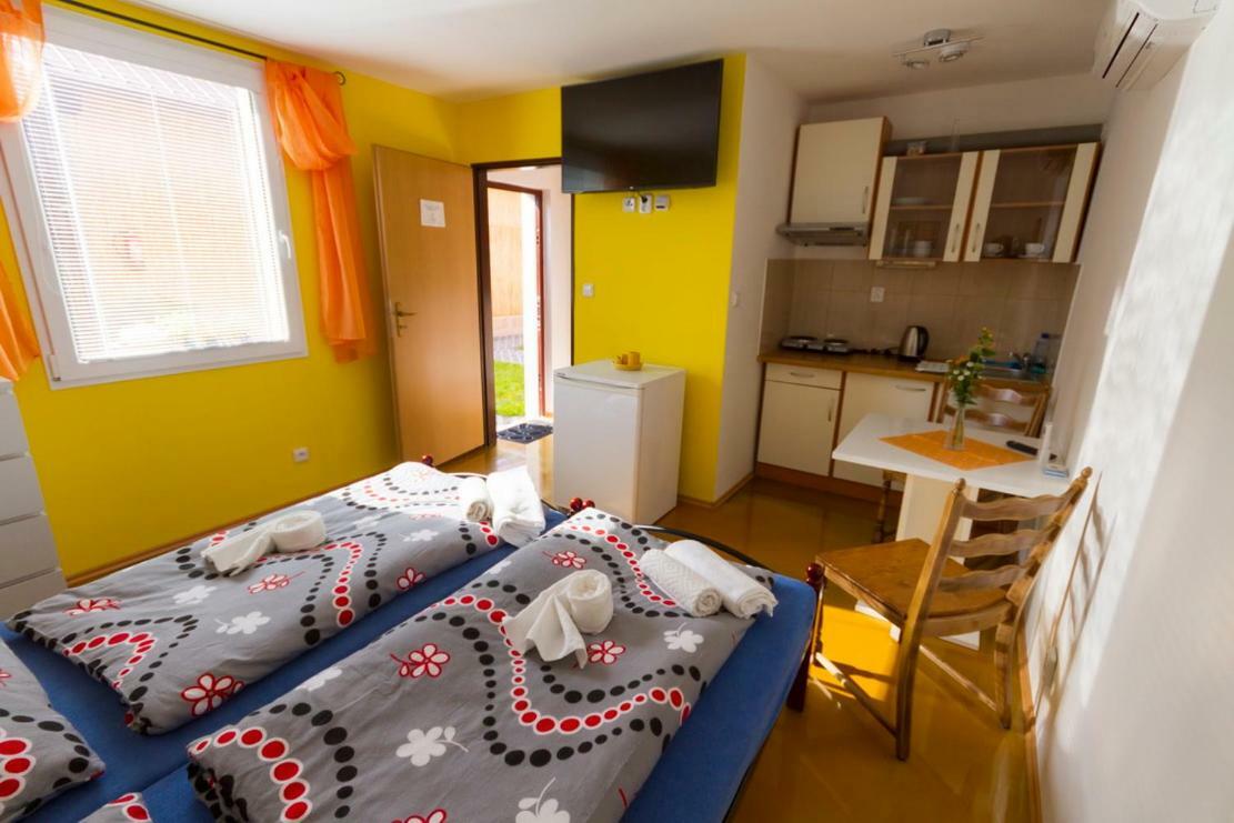 Apartmany Bowling Frydlant Exterior photo